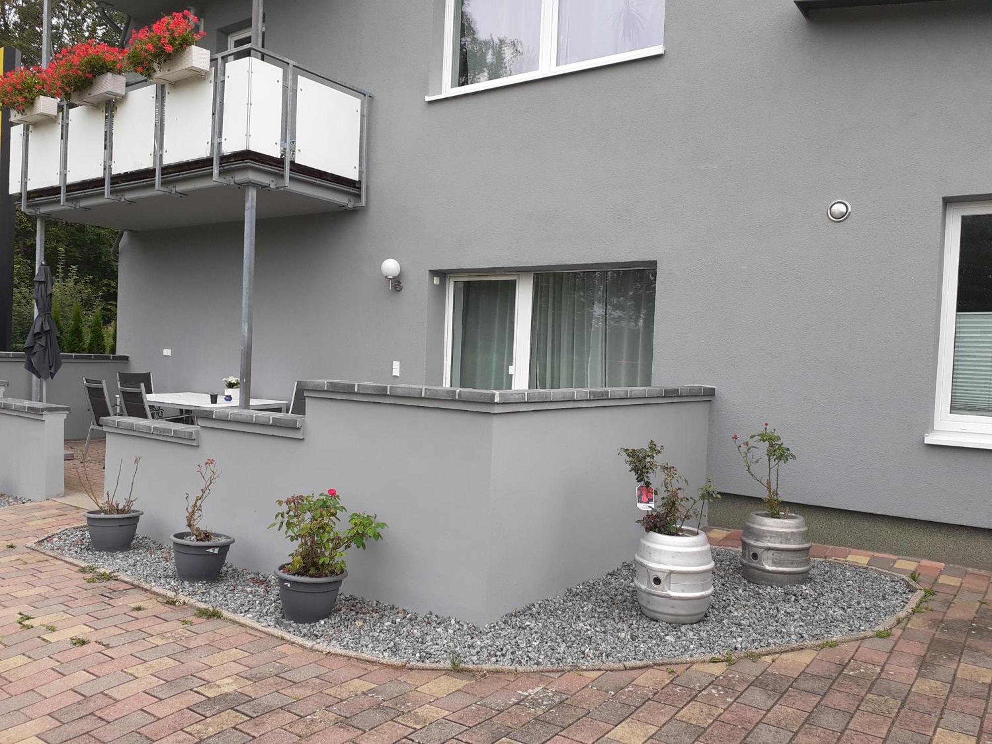 Erdgeschoss-Appartement Mit Seeblick Ahrensbok Exterior foto